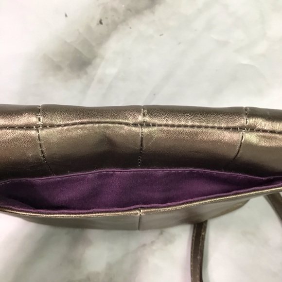 SOLD small Coach flap bag - Picture 6 of 7